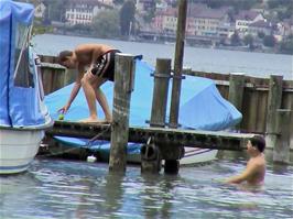Local children entertain us over lunch at Sutz-Lattringen as they swim in the Bielersee Lake